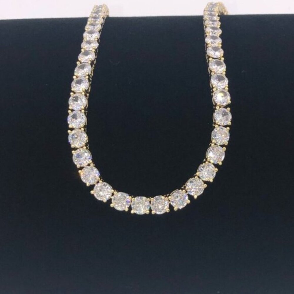 18k 72ct Tennis Necklace - Picture 4 of 12